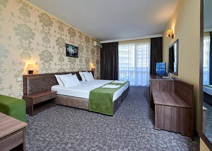 Hotel Sunny Forum 4*