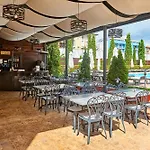 Sunny Forum Hotel 4*