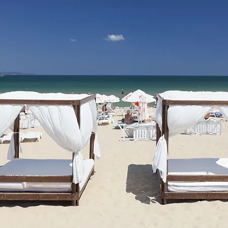 Sunny Forum Отель 4*