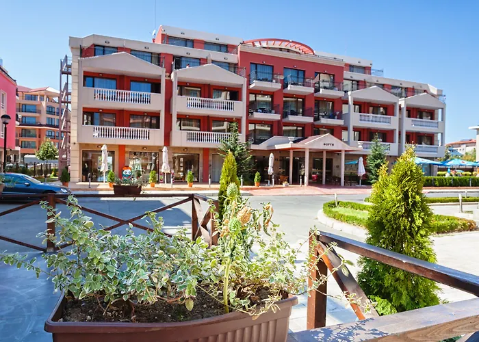 Sunny Forum Отель 4*