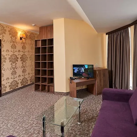Sunny Forum Hotell
