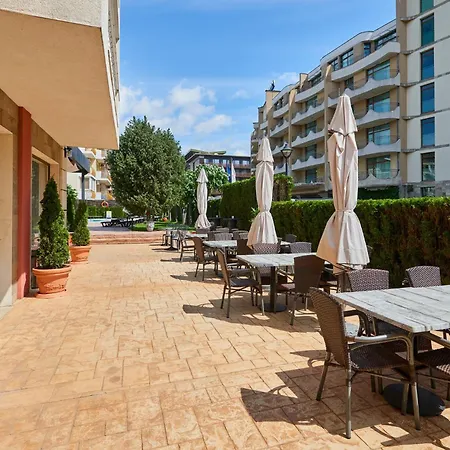 Sunny Forum 4* סאני ביץ'