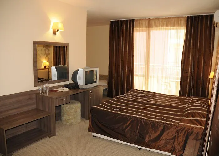 Хотел Sunny Forum